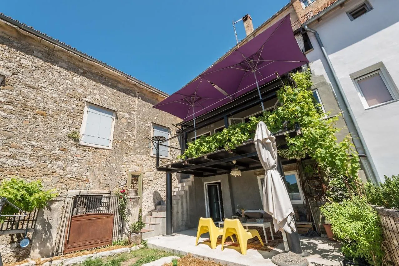 Birdhouse Apartman Motovun